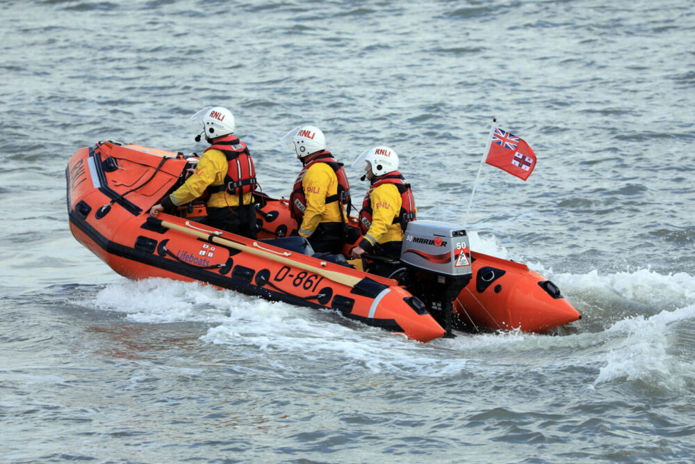 Launch 46/22 – 📟 7.20pm | Porthcawl RNLI